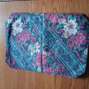 6 Vintage Pointsetta Designed Christmas Placemats